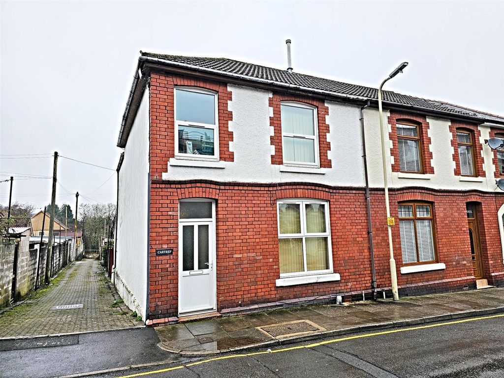 4 bed semidetached house for sale in Albert Road, Graig, Pontypridd
