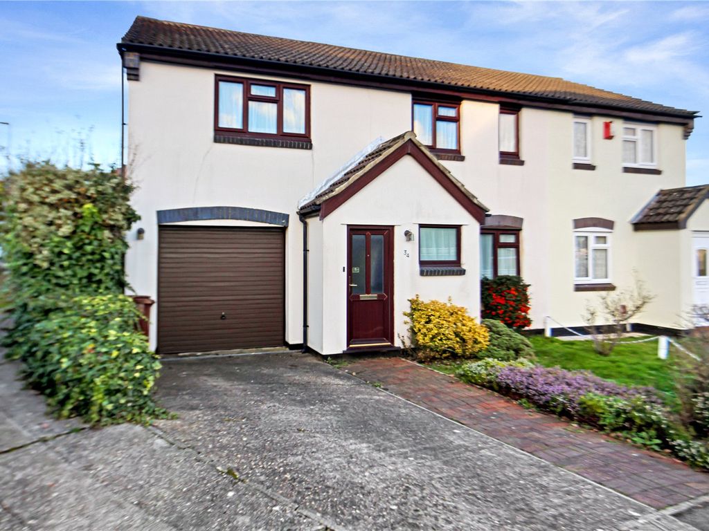 3 bed semidetached house for sale in Nicklaus Drive, Walderslade, Kent