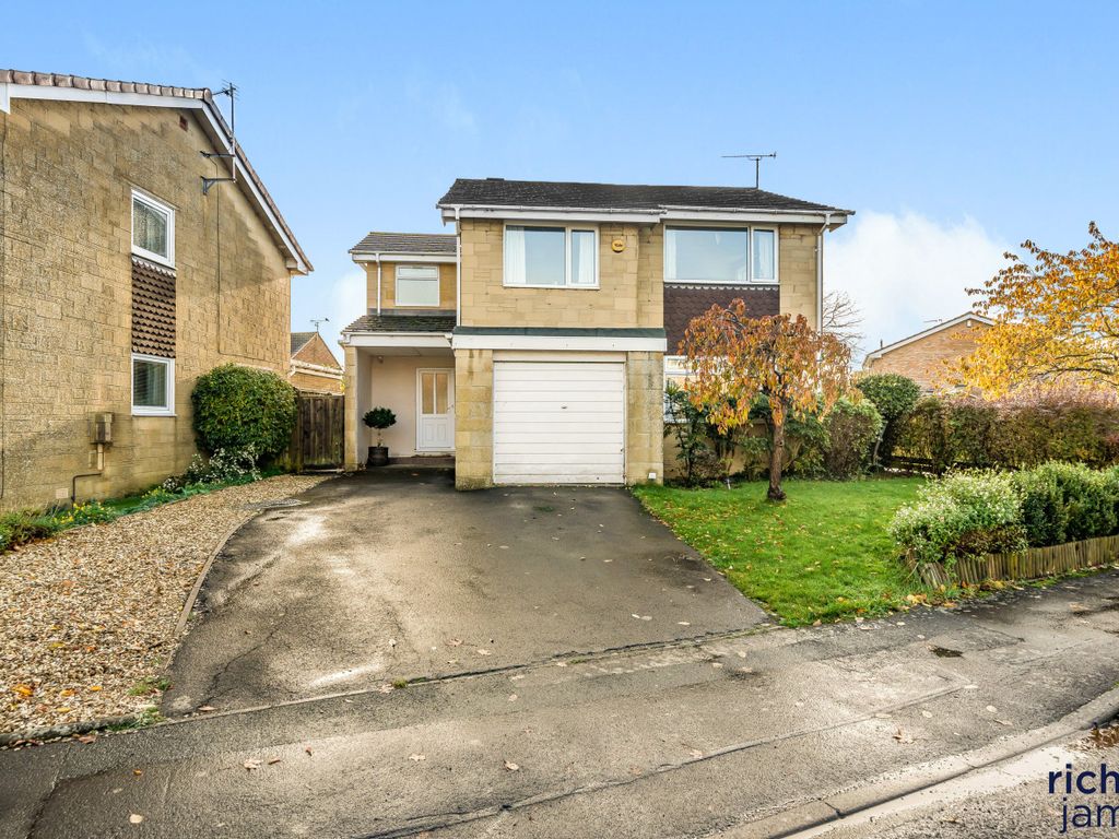 4 bed detached house for sale in Lytchett Way, Nythe, Swindon, Wiltshire SN3, £400,000 Zoopla