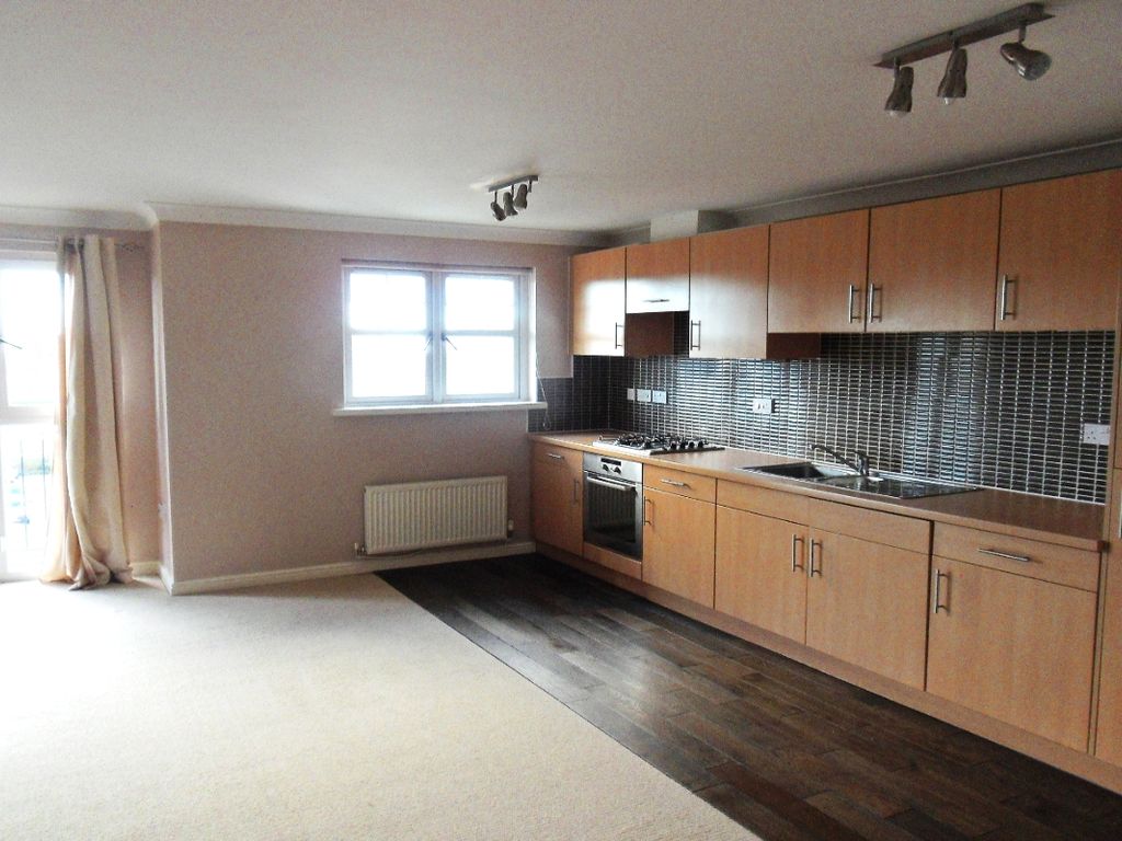 2 bed flat to rent in Sun Gardens, Thornaby, StocktonOnTees