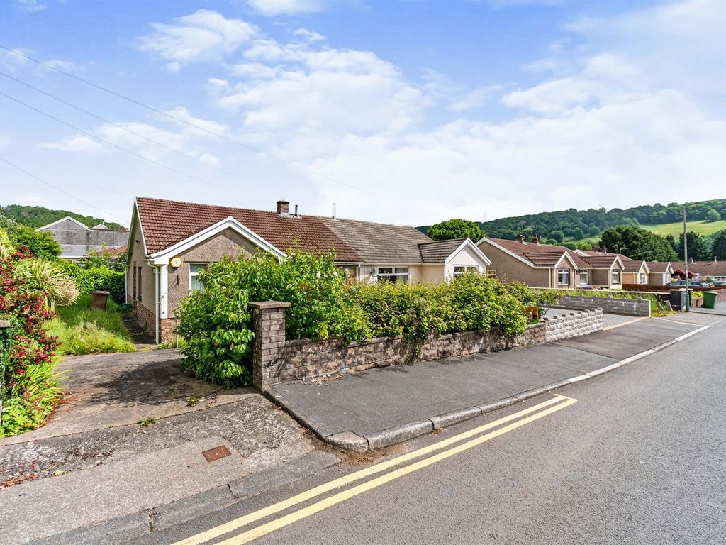 3 bed semidetached bungalow for sale in Lon Yr Afon, Llanbradach