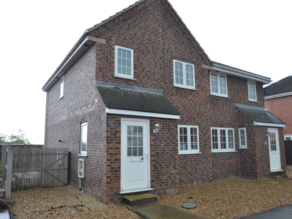 3 bed semidetached house for sale in Common Road Avenue, South Kirkby