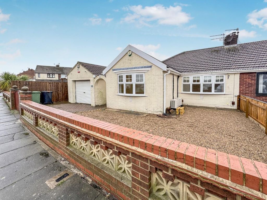 2 bed semidetached bungalow for sale in Honiton Way, Fens, Hartlepool