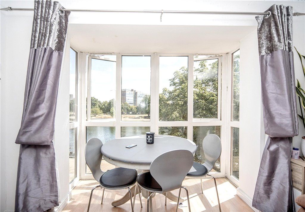 Heron Quay, Bedford, Bedfordshire MK40  