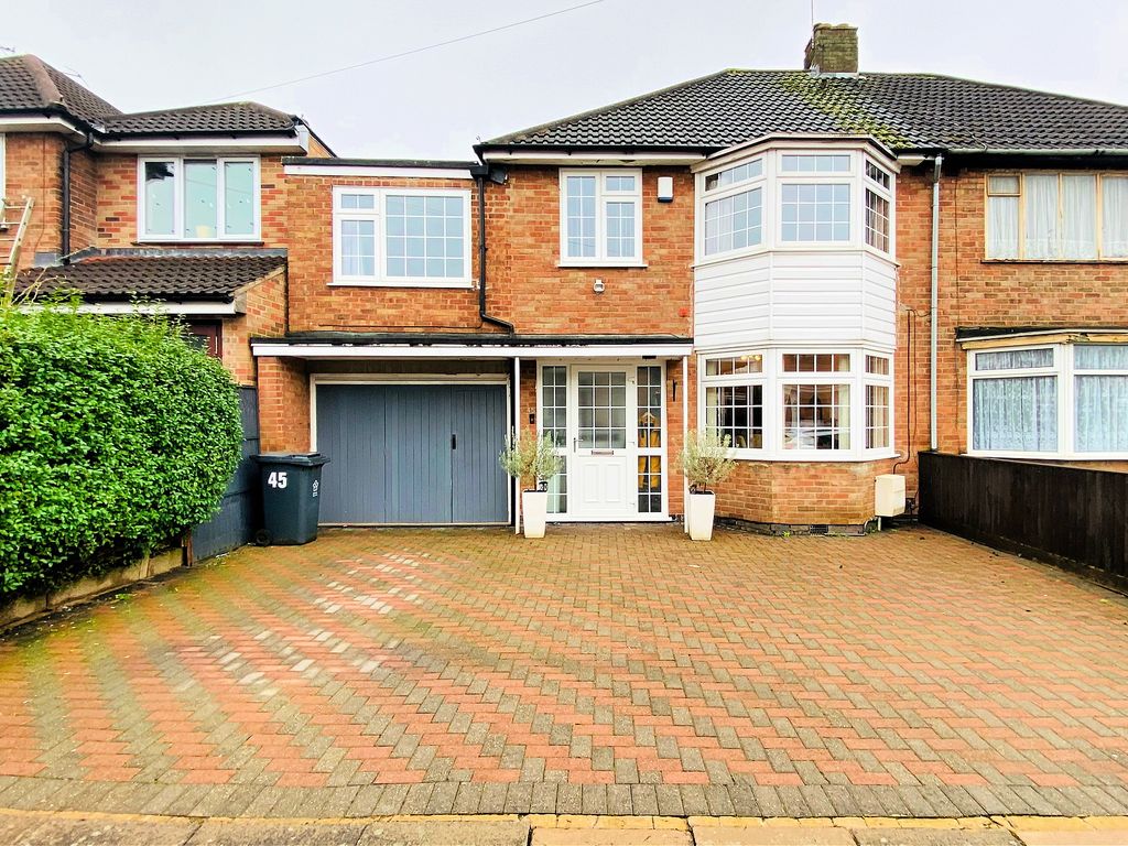 4 bed semidetached house for sale in Lydford Road, Humberstone