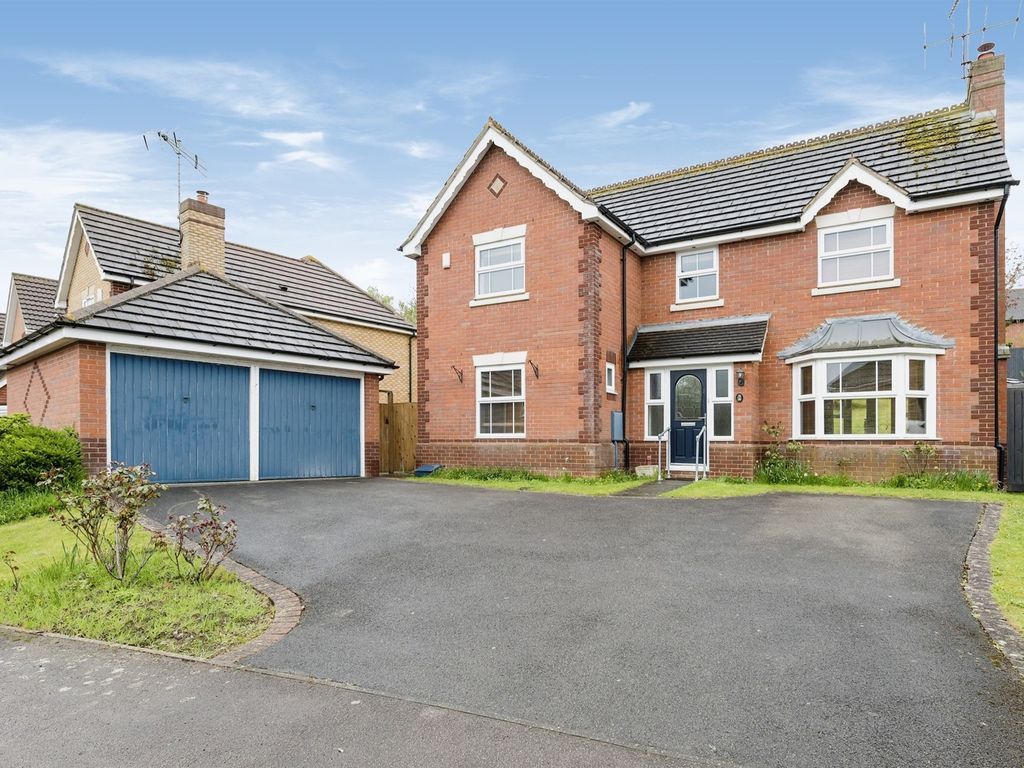 4 bed detached house for sale in Milton Bridge, Wootton, Northampton