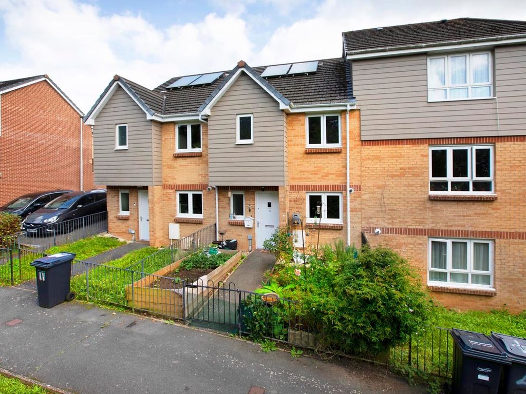 2 bed terraced house for sale in Shackleton Walk, Teignmouth TQ14, £
