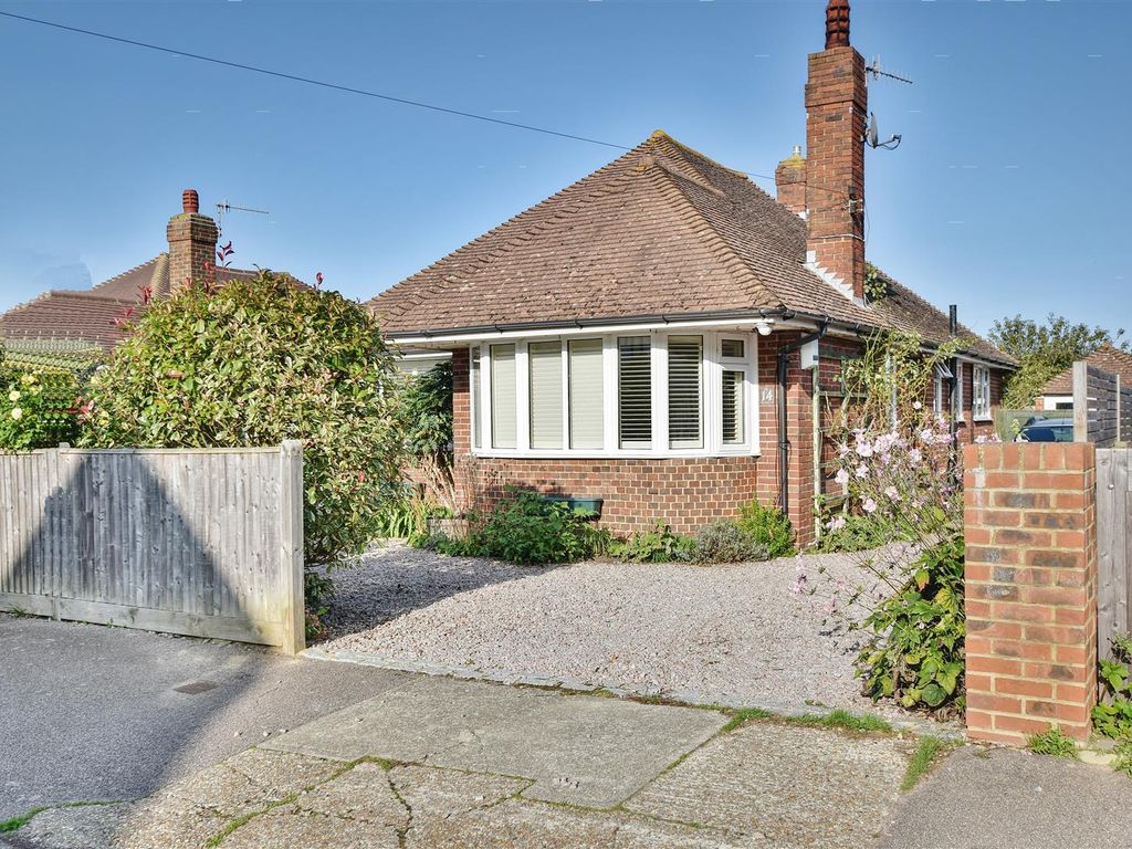 3 bed detached bungalow for sale in Hillcrest Avenue, BexhillOnSea