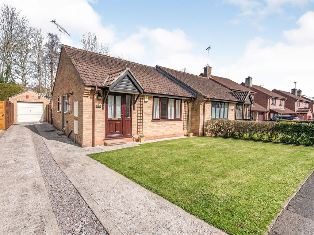 2 bed semidetached bungalow for sale in Western Lea, Crediton EX17