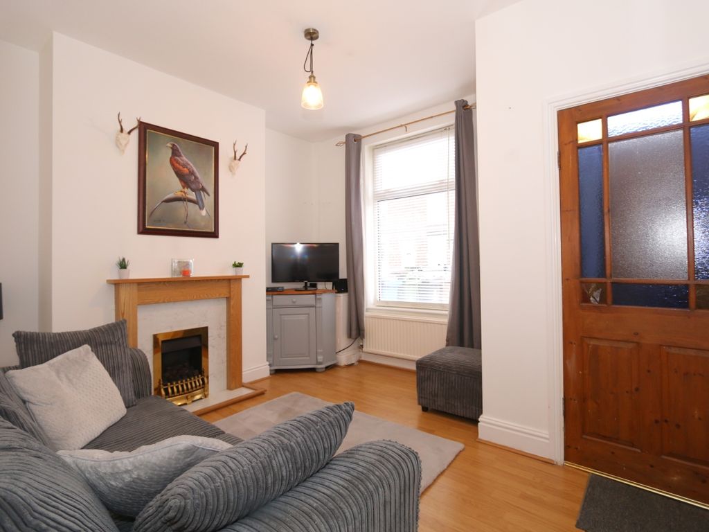 2 bed terraced house to rent in Osborne Road, Denton, Manchester M34