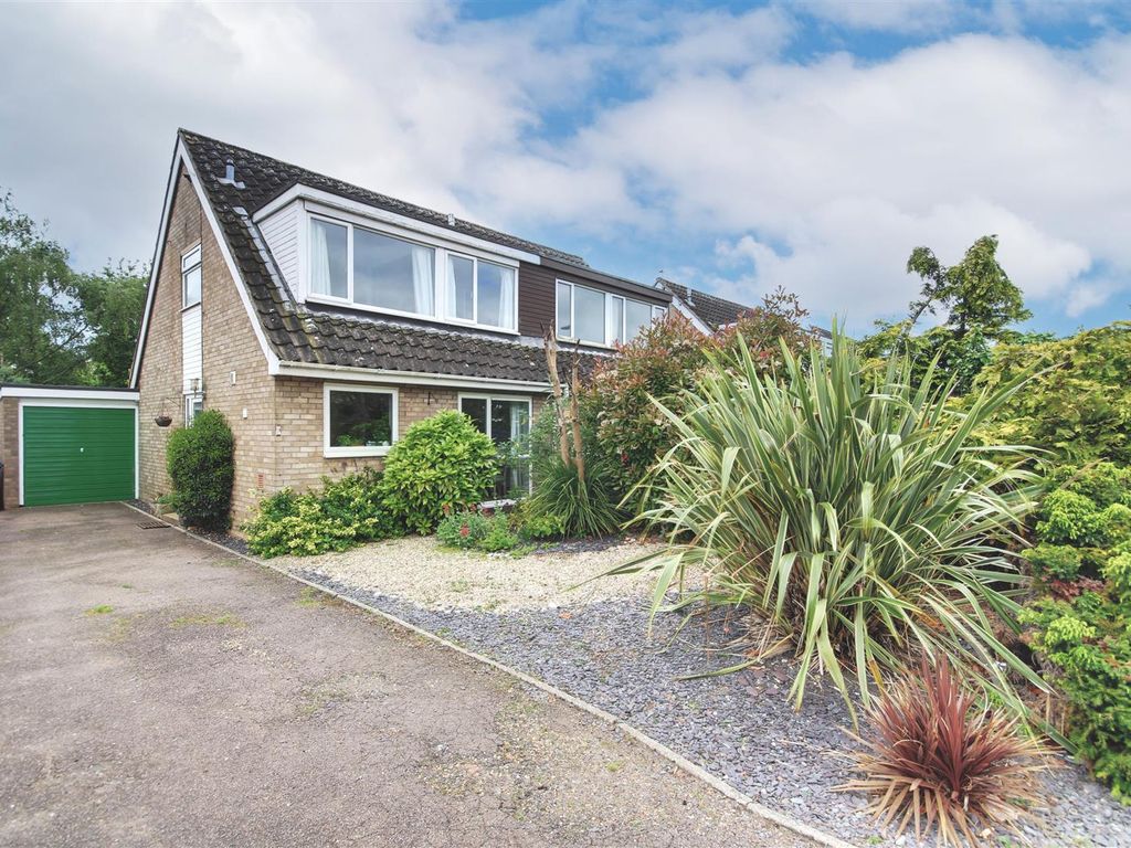 3 bed semidetached house for sale in St. Johns Close, Needingworth, St