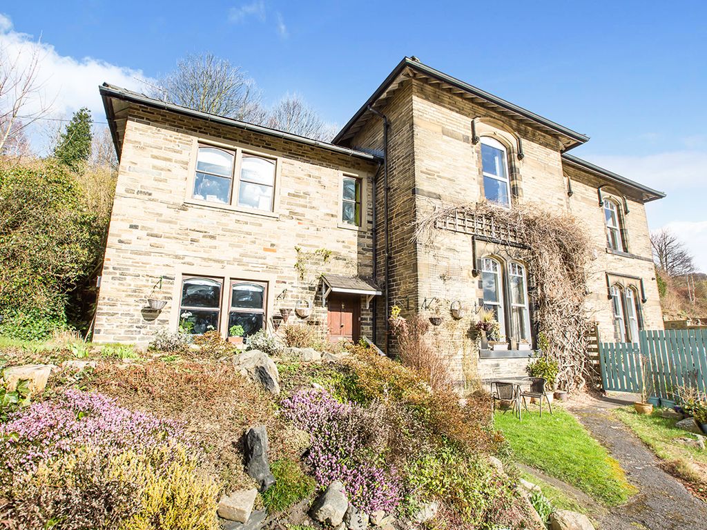 3 bed semidetached house for sale in Burnley Road, Luddendenfoot