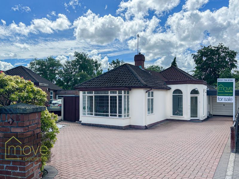 3 bed detached bungalow for sale in Glenside, Calderstones, Liverpool