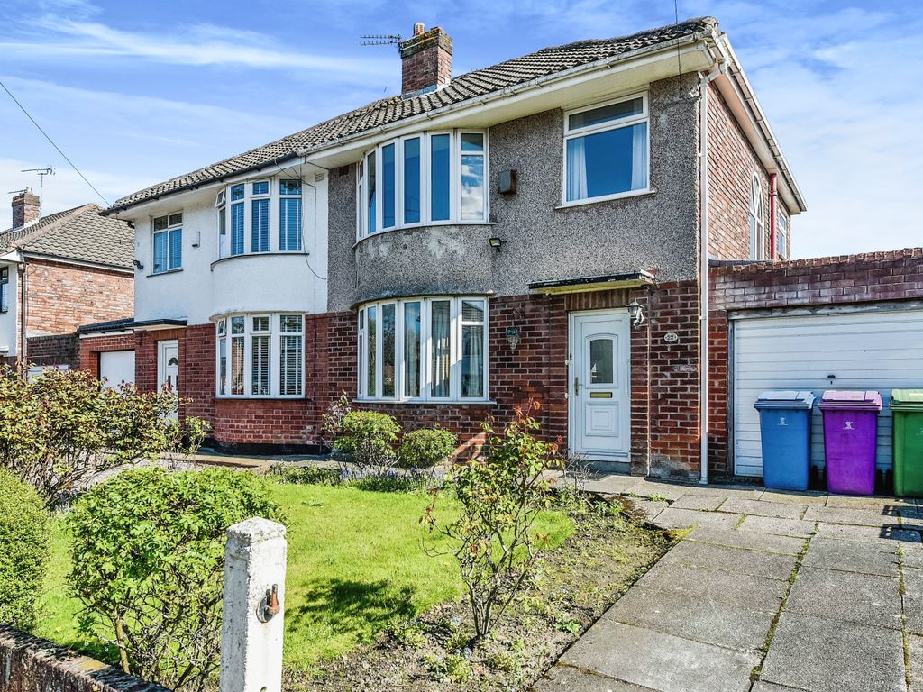 3 bed semidetached house for sale in Yew Tree Close, Liverpool