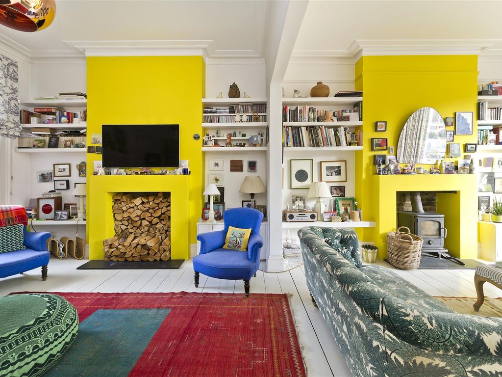 Wrentham Avenue, London NW10  