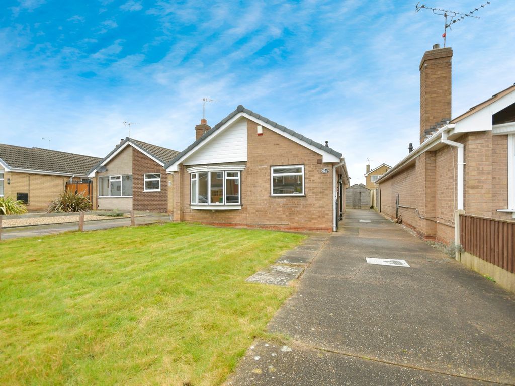 3 bed bungalow for sale in Brisbane Close, Mansfield Woodhouse, Mansfield, Nottinghamshire NG19