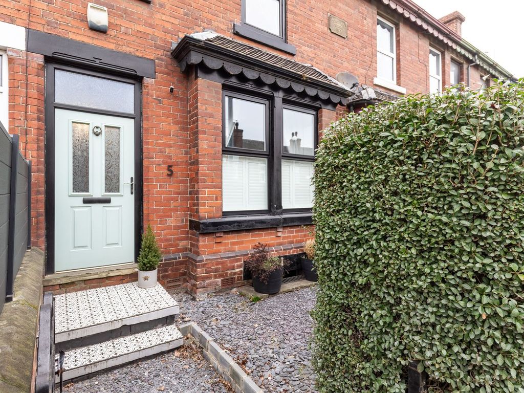 2 bed terraced house for sale in Bondgate, Pontefract WF8 Zoopla