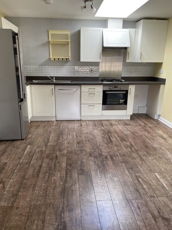 2 bed mews house to rent in Mallory Road, Yeovil, Somerset BA21, £850