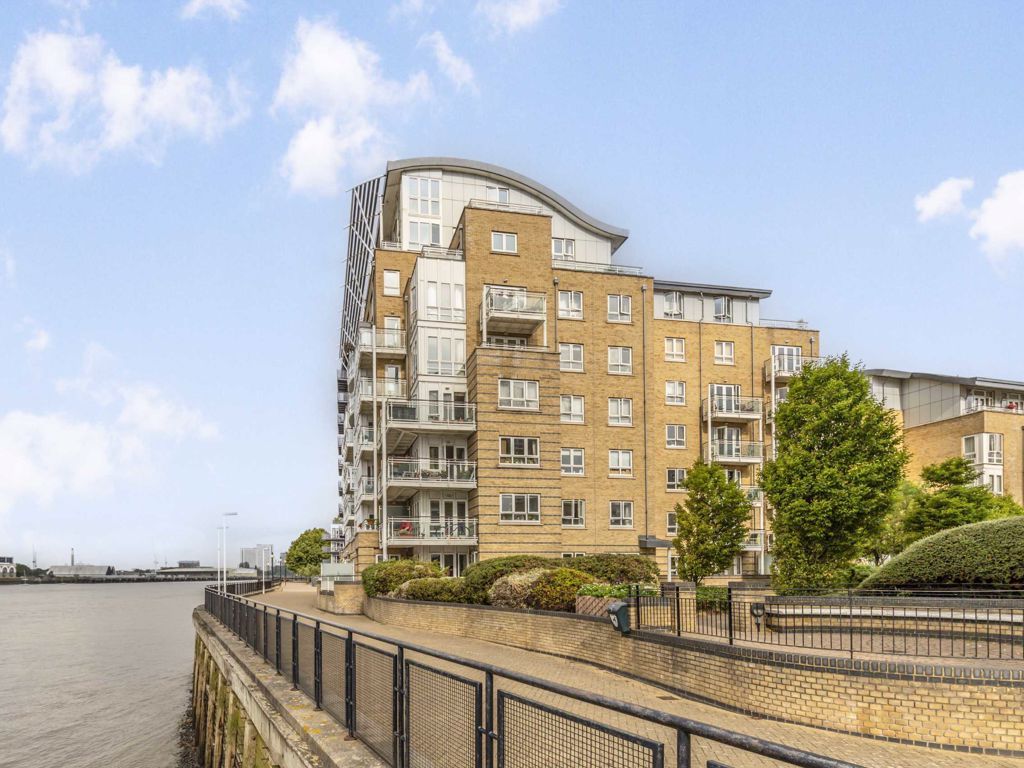 2 bed flat for sale in St. Davids Square, London E14 Zoopla