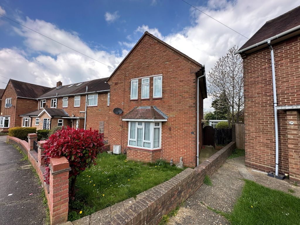 3 bed end terrace house for sale in Exton Avenue, Luton LU2 Zoopla