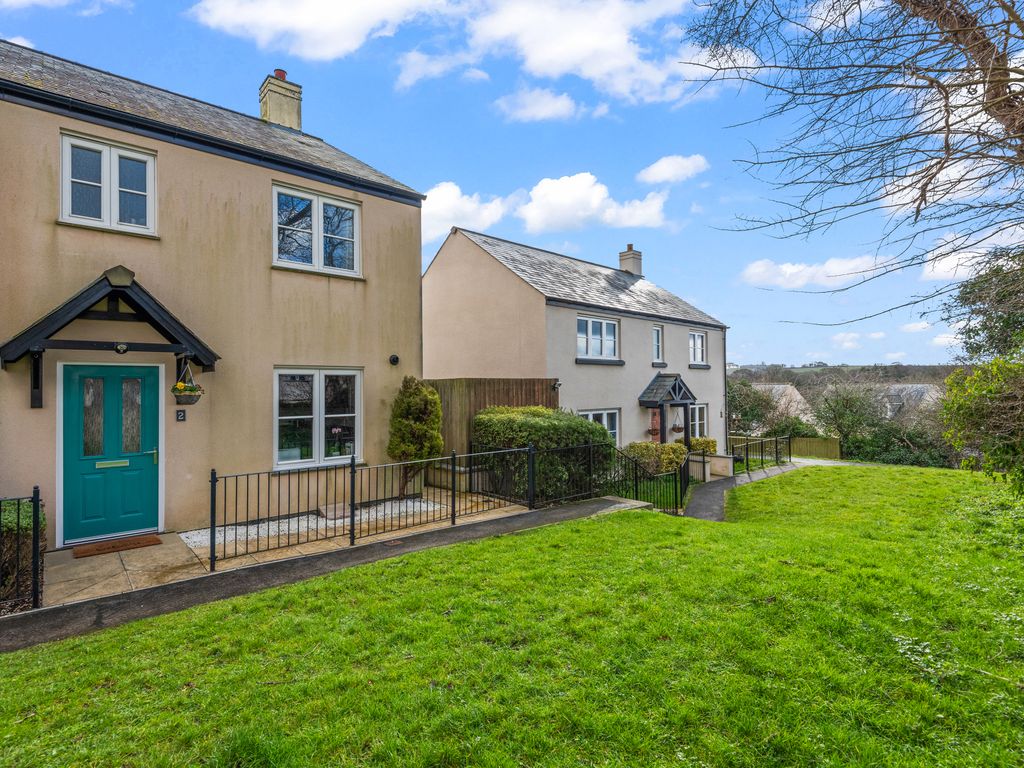 3 bed semidetached house for sale in Bumble Walk, Yealmpton, Plymouth