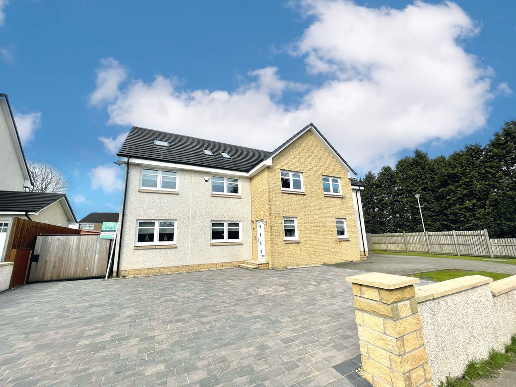 6 bed town house for sale in Carnbroe Road, Coatbridge ML5 Zoopla