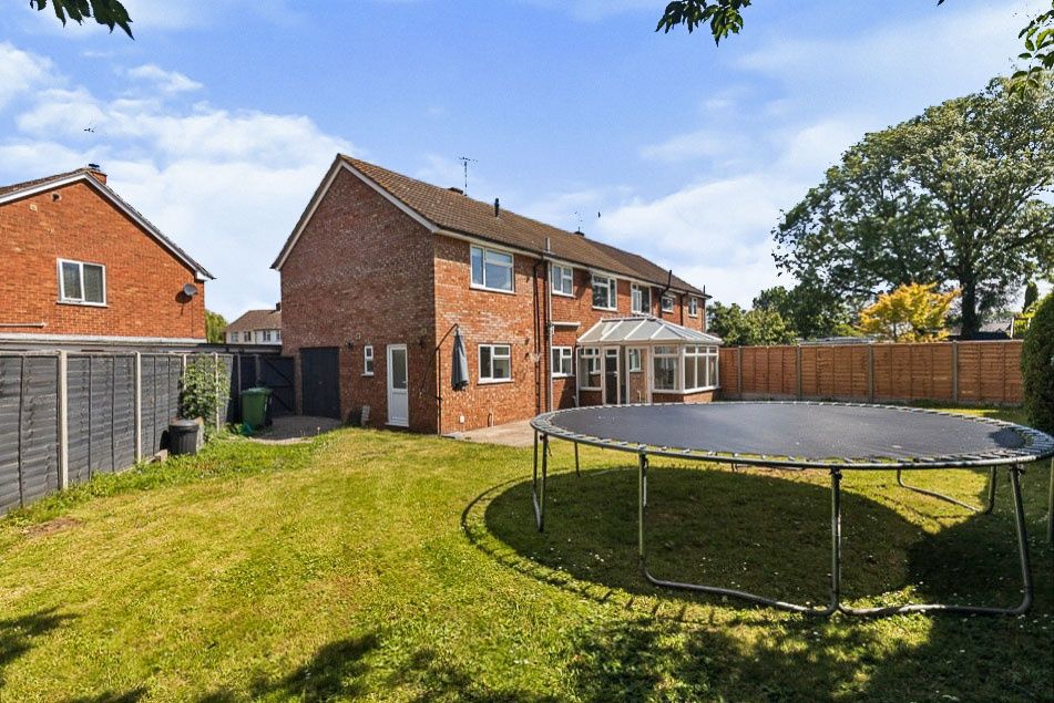 4 bed semidetached house for sale in Poole Close, Hereford HR2 Zoopla