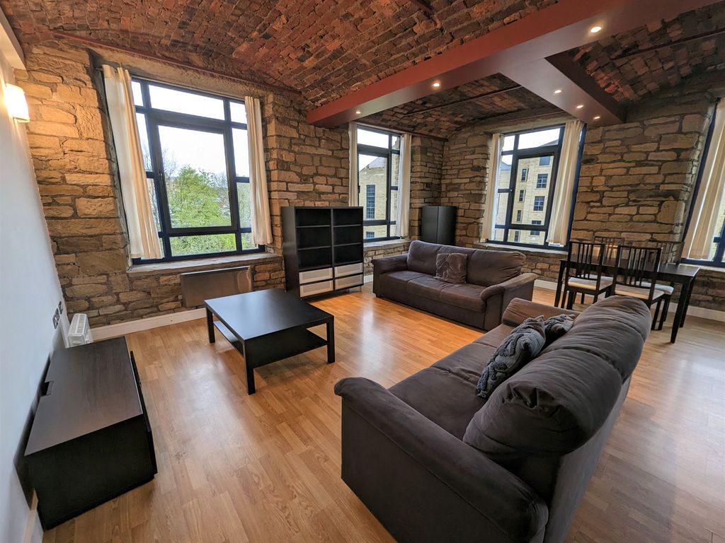 2 bed flat to rent in Firth Street, Huddersfield HD1 Zoopla