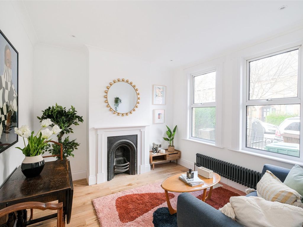 2 bed for sale in Brettenham Road, Walthamstow E17 Zoopla