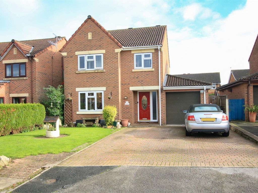 4 bed detached house for sale in Harewood Court, Rossington, Doncaster
