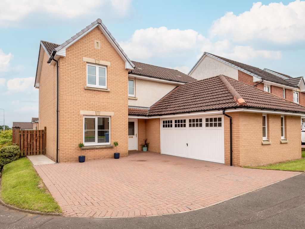 4 bed detached house for sale in Sandpiper Gardens, Dunfermline KY11