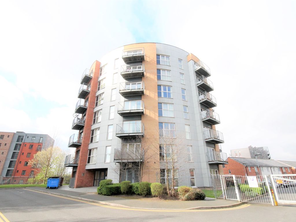 2 bed flat for sale in Stillwater Drive, Manchester M11, £140,000 Zoopla