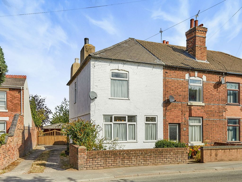 2 bed end terrace house for sale in Ashby Road, Woodville, Swadlincote