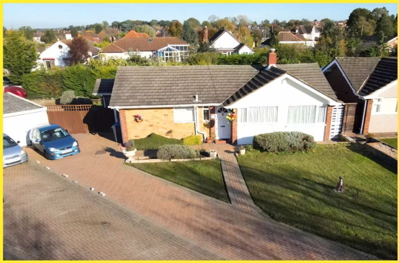 3 bed detached bungalow for sale in Woodmere Avenue, Croydon CR0 Zoopla