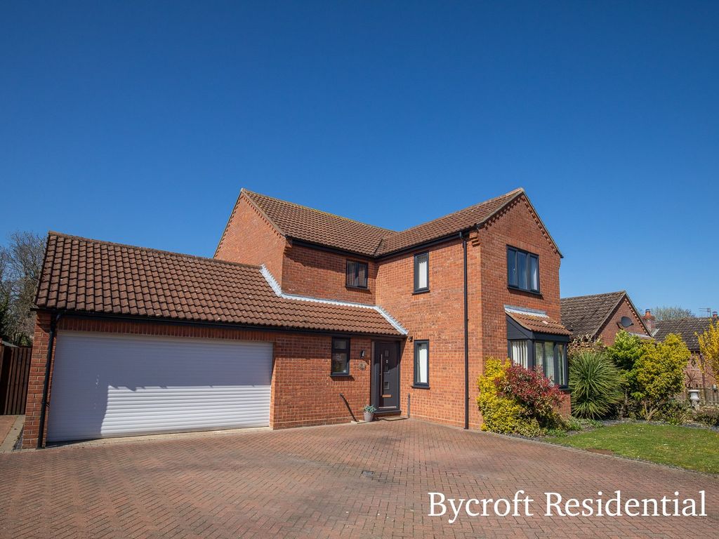 5 bed detached house for sale in Bell Meadow, Martham, Great Yarmouth