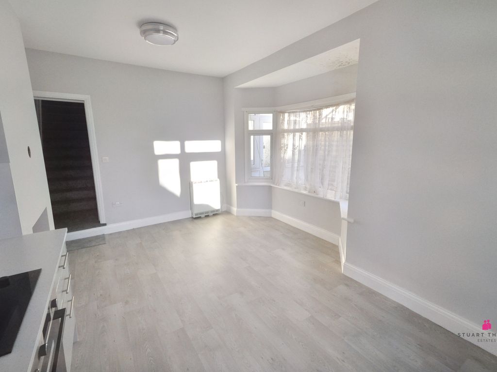 3 bed to rent in Kiln Road, Benfleet SS7 Zoopla