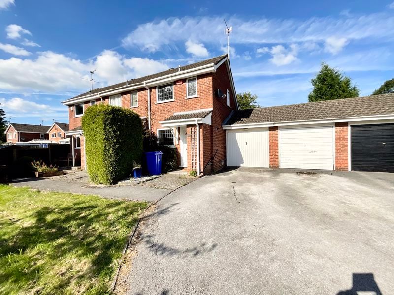 1 bed end terrace house for sale in Crompton Grove, StokeOnTrent ST4
