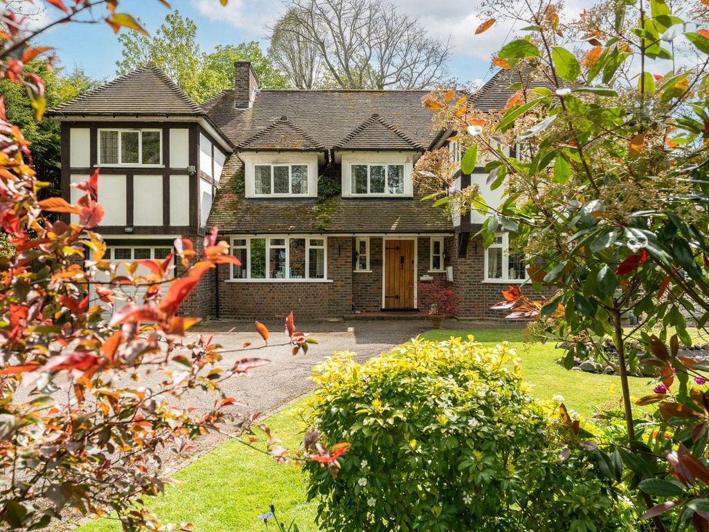 6 bed detached house for sale in Firs Road, Kenley CR8 Zoopla