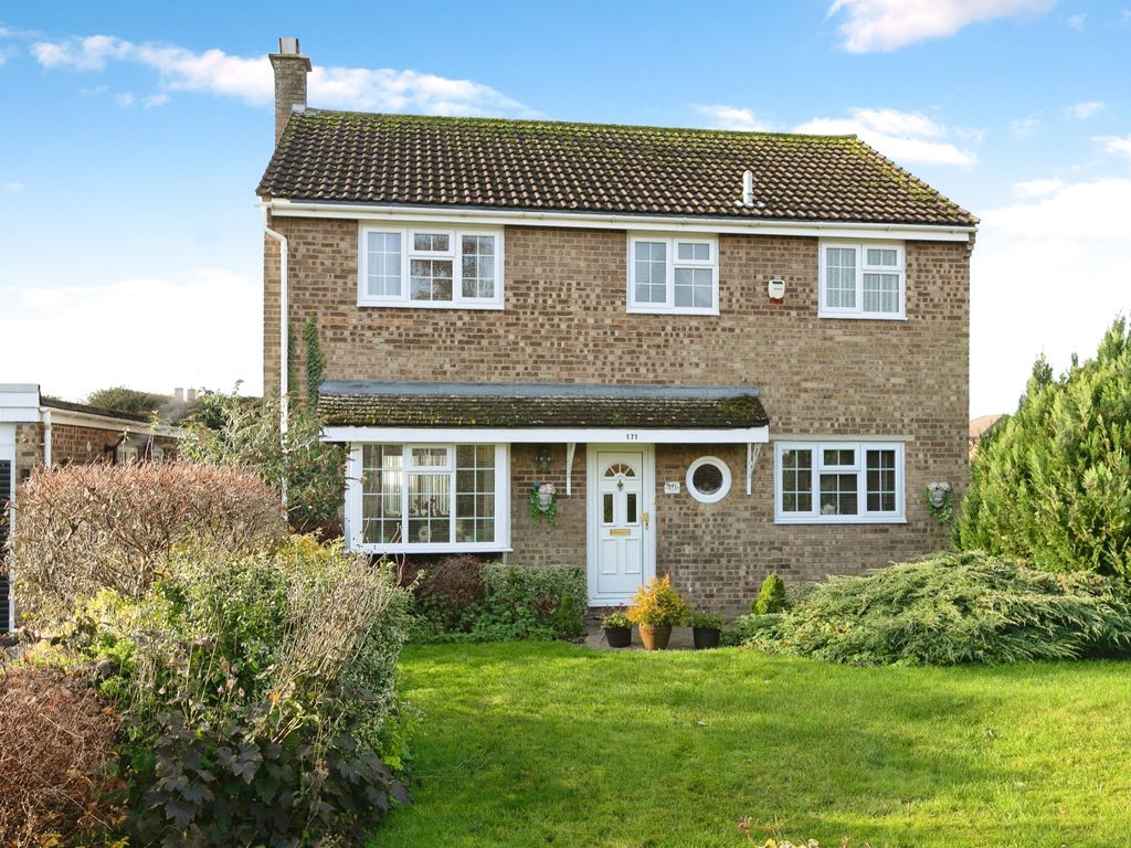 4 bed detached house for sale in Thames Avenue, Swindon SN25, £500,000