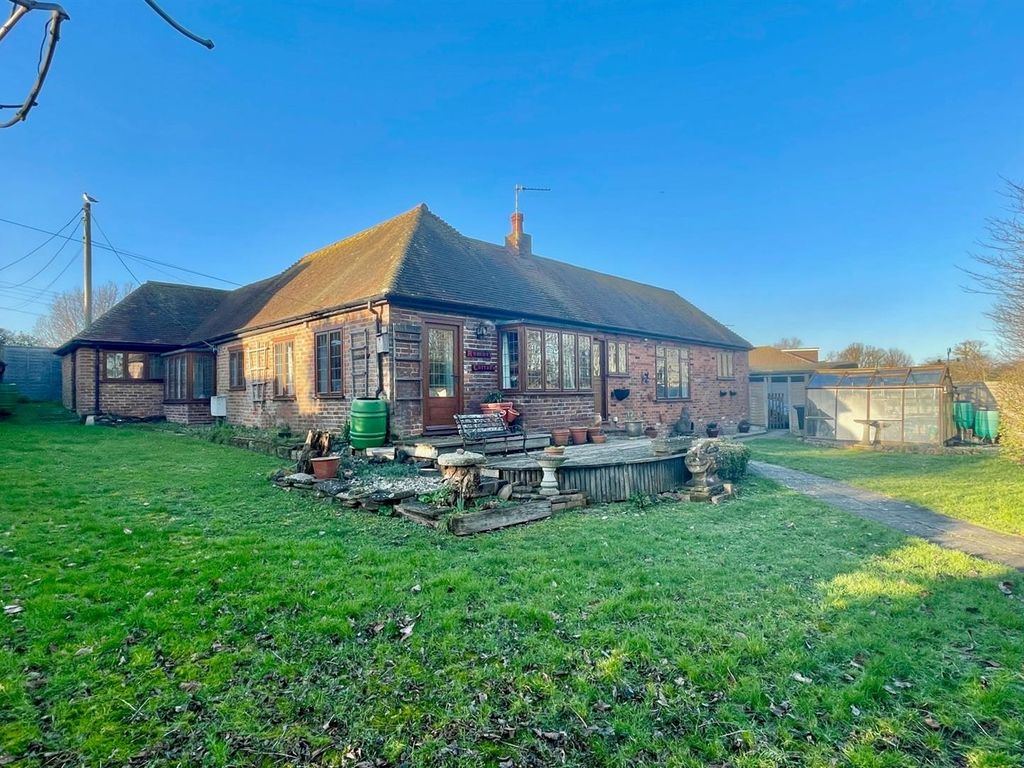 4 bed detached bungalow for sale in Morlais Ridge, Winchelsea Beach