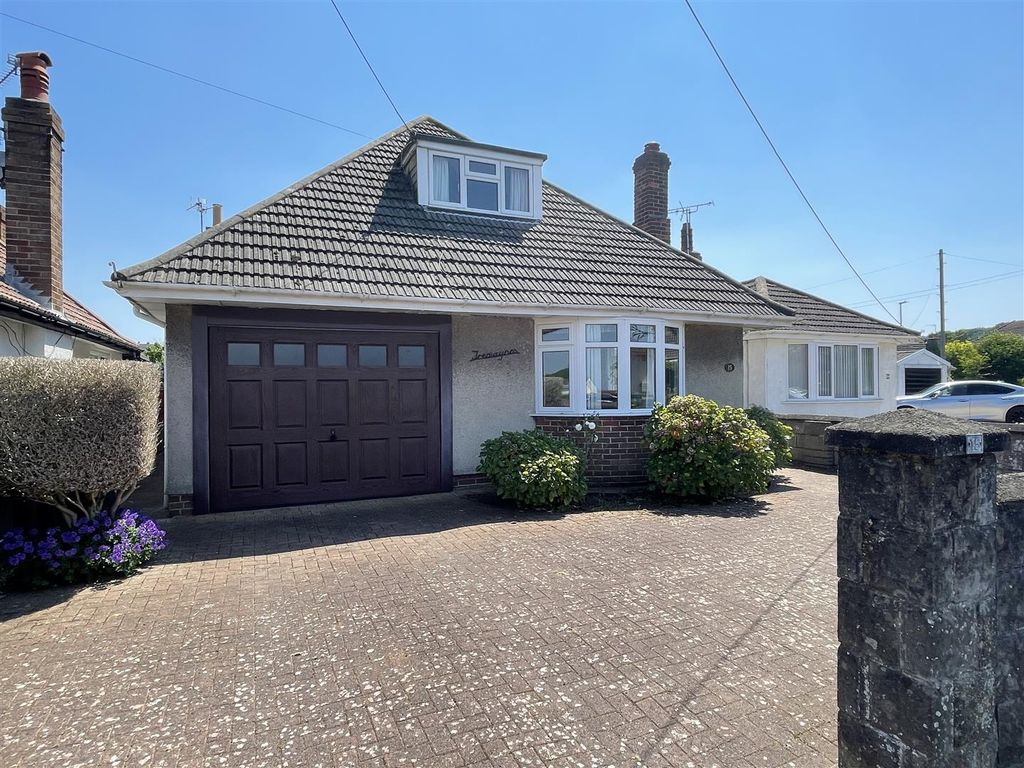 3 bed detached bungalow for sale in Woodspring Avenue, WestonSuper