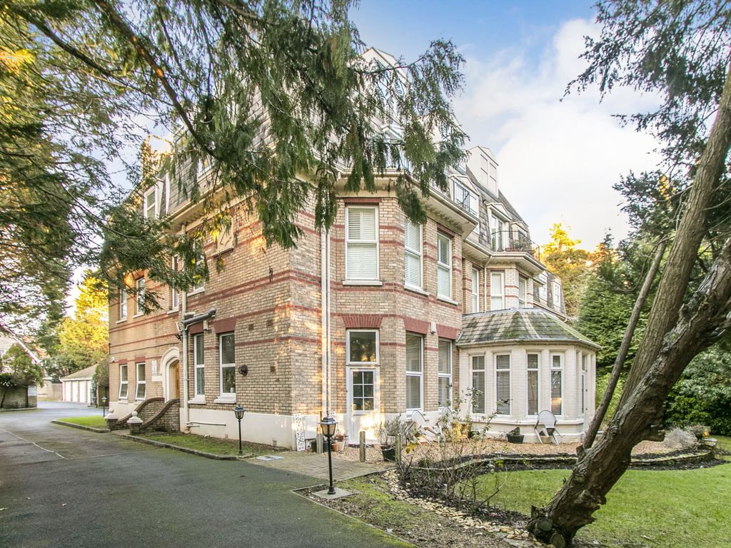 2 bed flat for sale in Manor Road, Bournemouth BH1 Zoopla