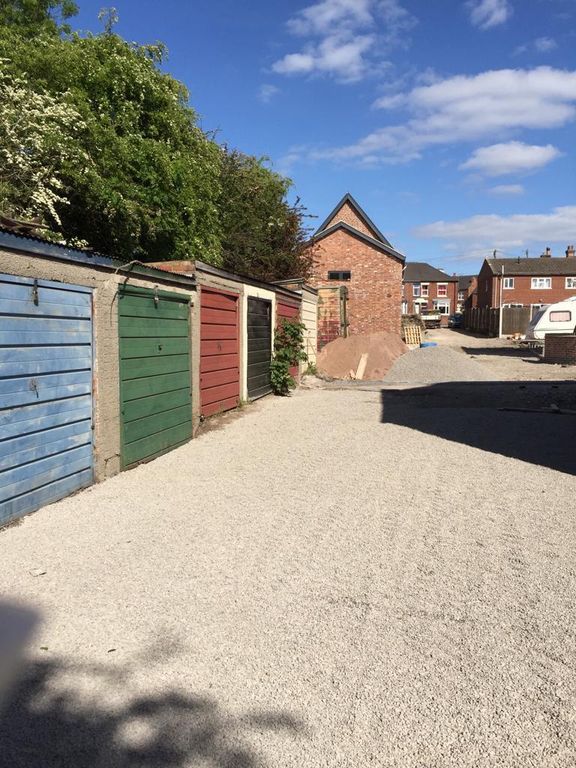 Property for sale in Turrett Close (Off Moira Road, Woodville