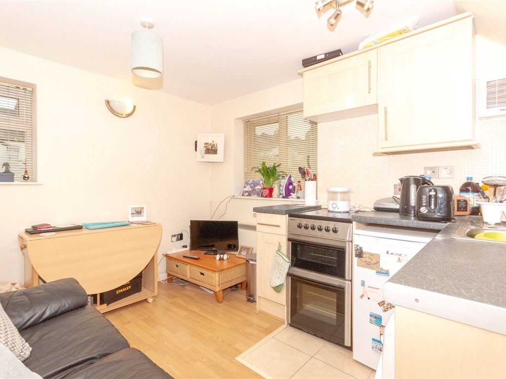 1 bed flat to rent in Beverley Court, 32 Beverley Road, Horfield, Bristol BS7, £850 pcm Zoopla