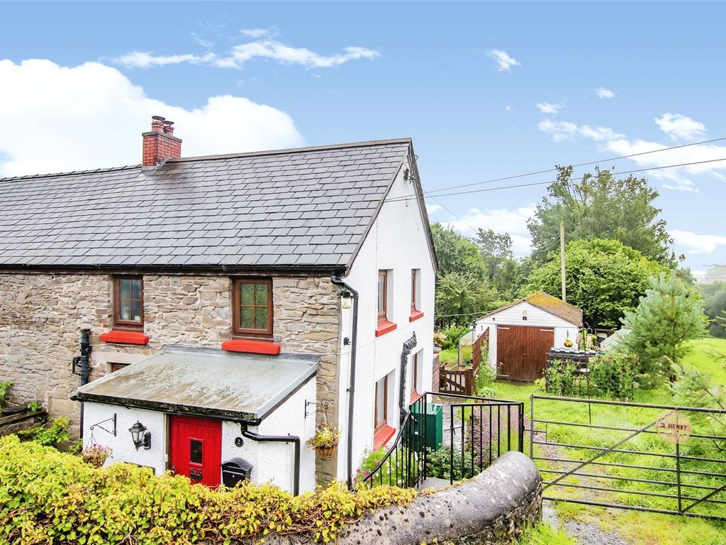 3 bed semidetached house for sale in Ffaldybrenin, Ffarmers, Llanwrda