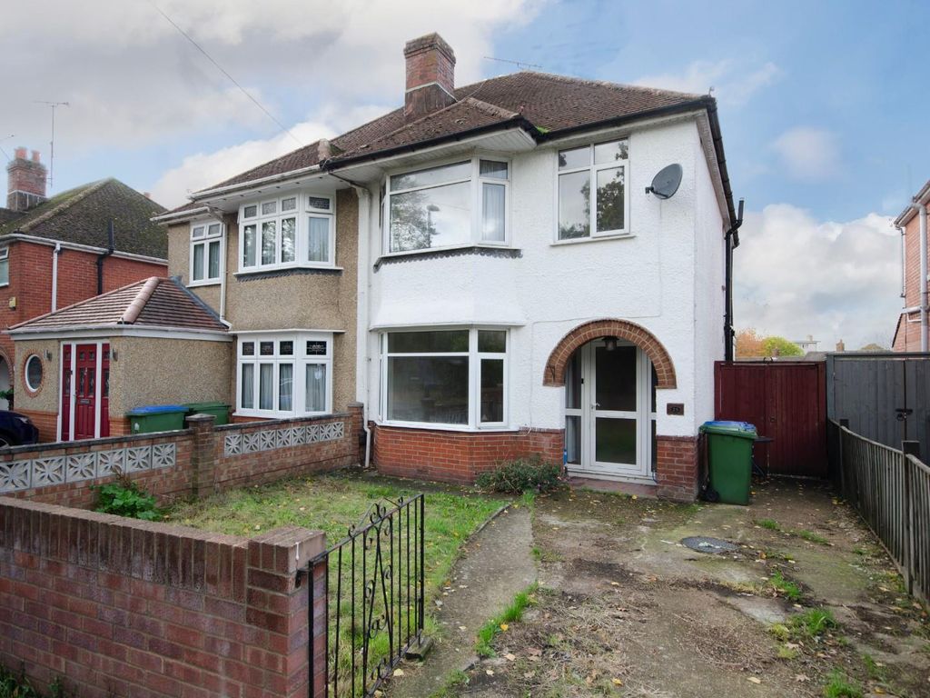 3 bed semidetached house for sale in Walnut Grove, Southampton SO16 Zoopla
