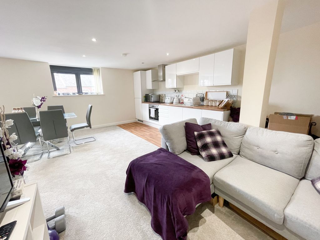 1 bed flat for sale in Southside, Wharncliffe Road, Ilkeston DE7, £