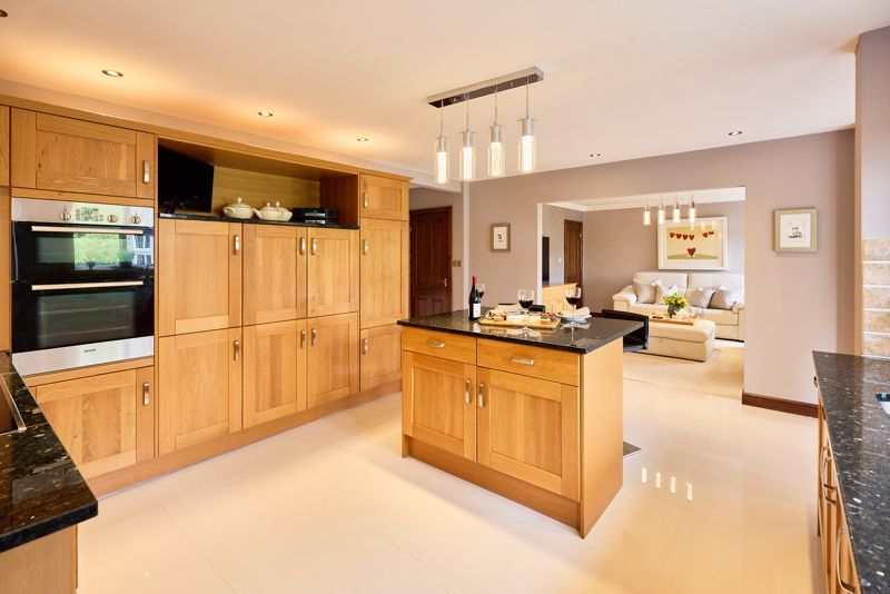 5 bed detached house for sale in Water Lane, Kirk Smeaton, Pontefract