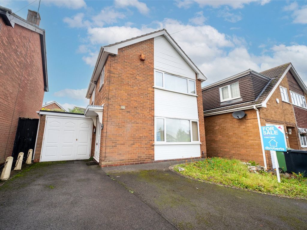 3 bed detached house for sale in Birmingham New Road, Bilston