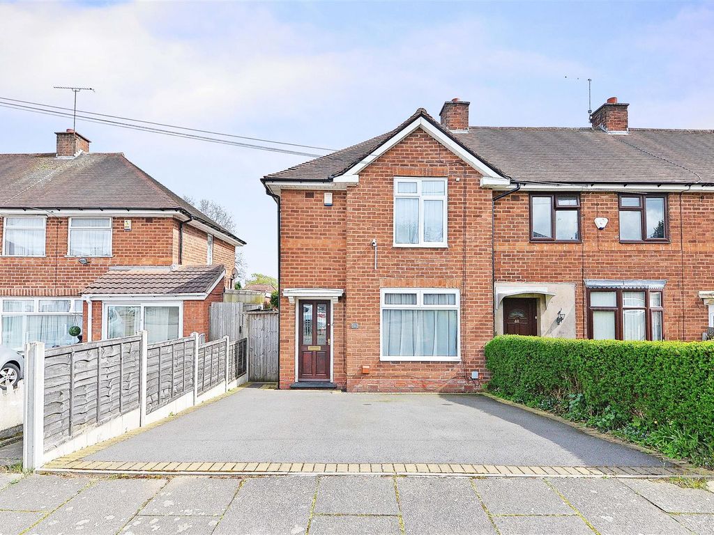 3 bed end terrace house for sale in Effingham Road, Billesley
